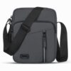 Sacoche Aucuu Homme Étanche Grande Capacité, Imperméable Sac Porté Epaule pour Usage Quotidien Business et Randonnée
